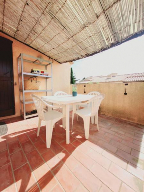 Port leucate 4-6 personnes 150m de la mer